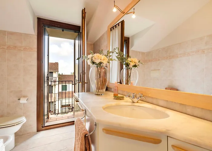 Domus Ghirada Terrace 公寓 *